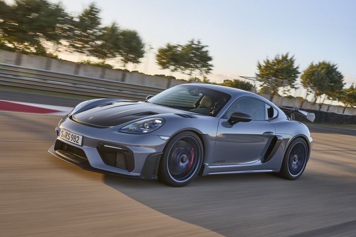 پورشه 718 کیمن GT4 RS معرفی شد؛ اسطوره پیست و خیابان